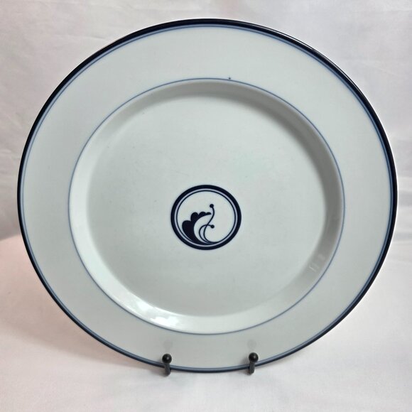 Dansk Juniper Dinner Plate White Blue Leaves & Berries in the Center Japan - Picture 1 of 12